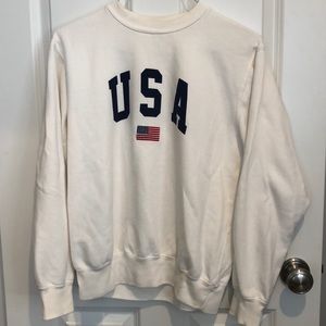Brandy Melville USA Crewneck.